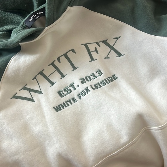 White Fox caught up on it oversize hoodie - Picture 5 of 5